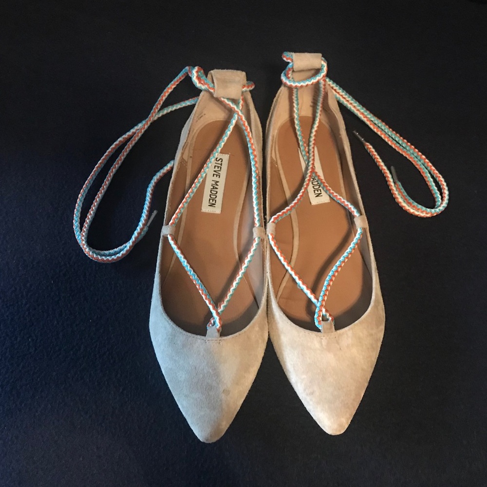 Steve Madden Tan Suede Flats